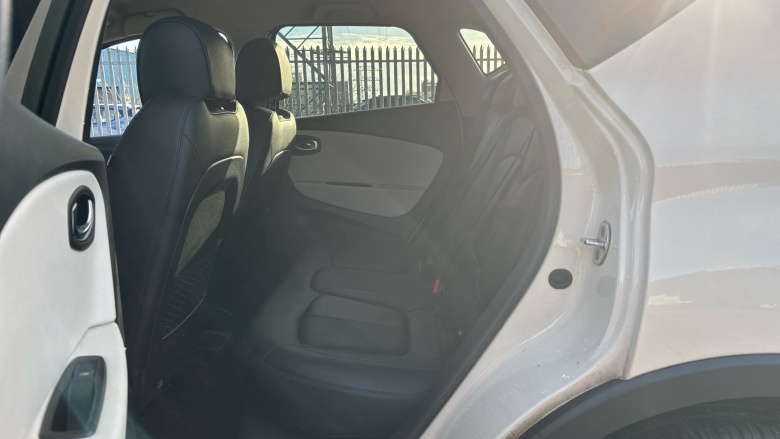 Renault Captur 0.9 TCE 90 GT Line 5dr Petrol Hatchback